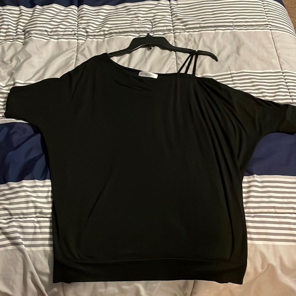 Brand New - off the shoulder black top